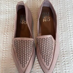 Bueno Women's Blush Pink Perforated Loafers